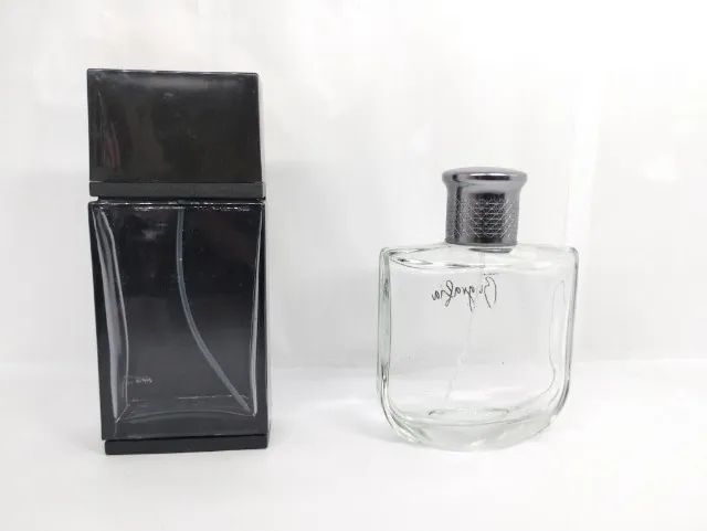 Kit 2 vidros  vazio de perfumes: Animale e Biografia - Foto 2