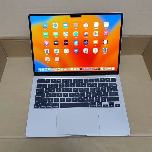Macbook Air 2022 M2 8GB 256GB - Notebooks - Santa Helena (Barreiro