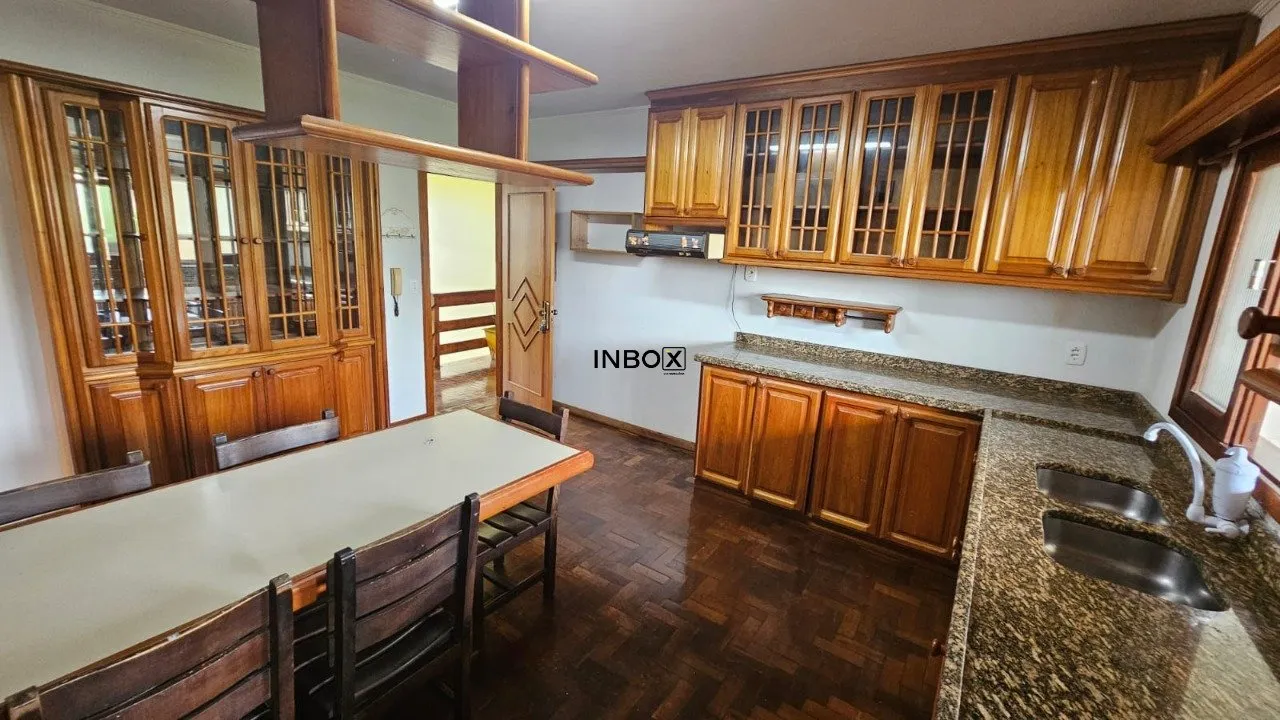 INBOX CIA IMOBILIÁRIA ALUGA APARTAMENTO COM 03 QUARTOS NO BAIRRO SANTA MARTA EM BENTO GONÇ
