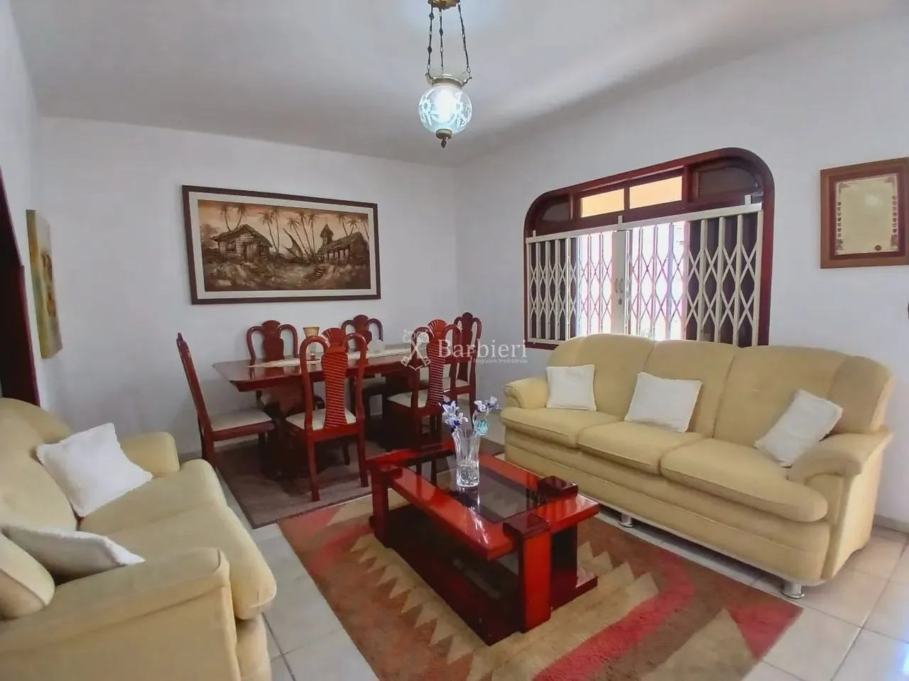 Casa comercial ou residencial, com 4 quartos, sendo 2 suítes, e 10 vagas de garagem, na Vi