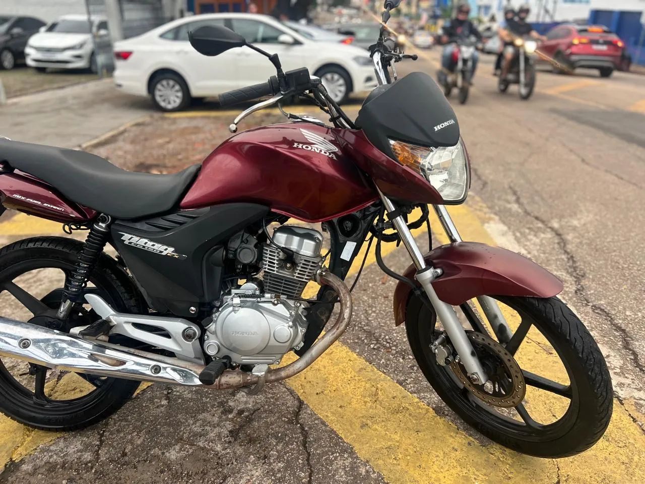 Titan 150  2012/2012 66.000km