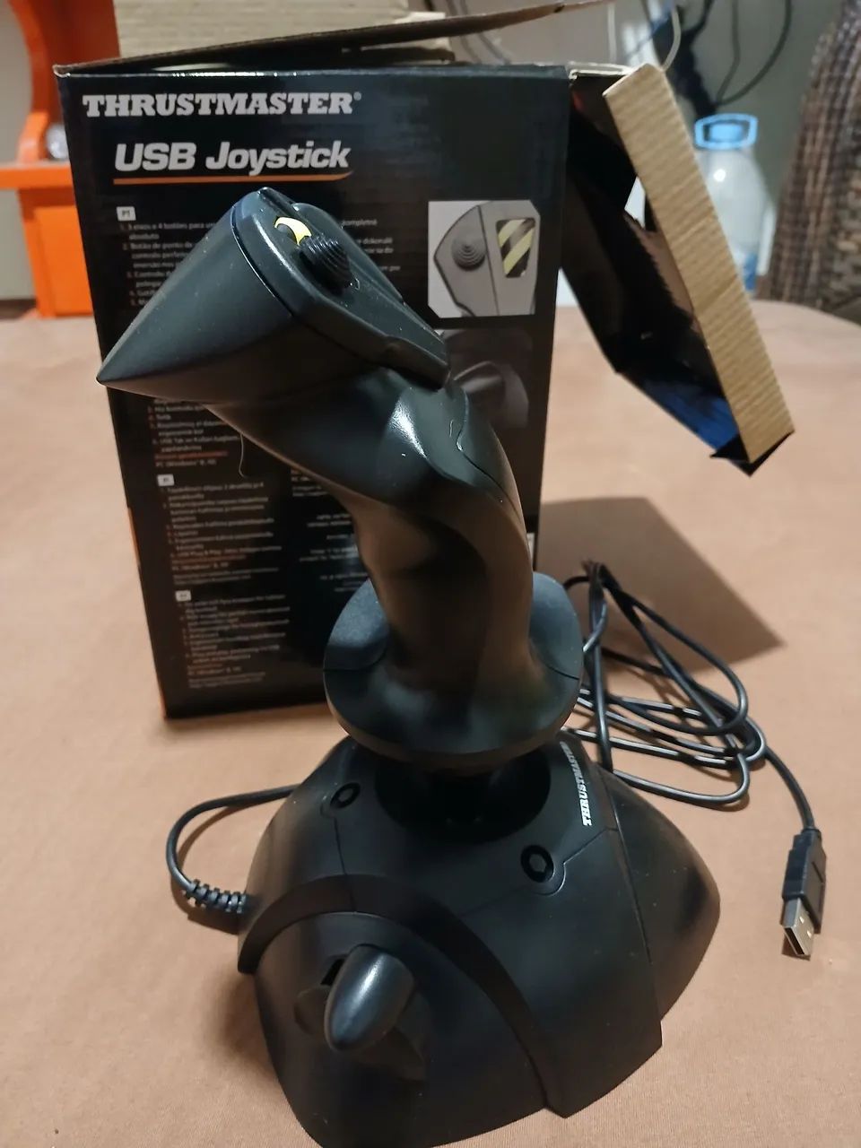 Joystick USB Thrustmaster - Simulador de Voo - Foto 5