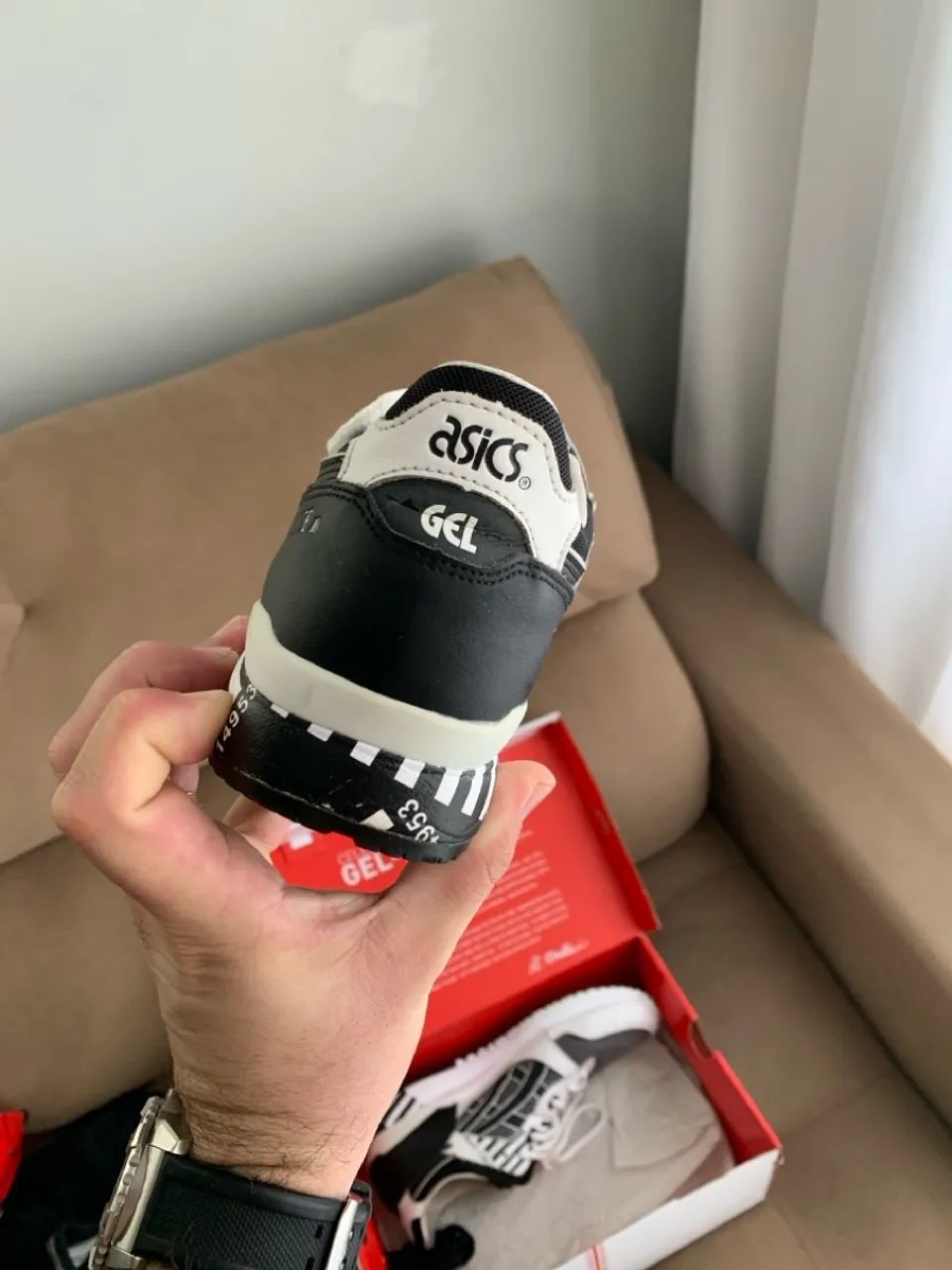 Asics Gel Lyte III - Branco, Preto e Cinza - Foto 4