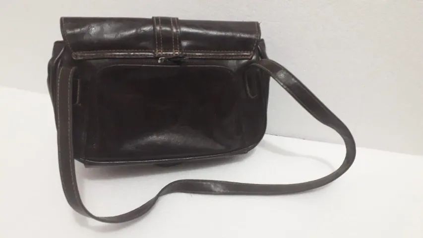  Bolsa feminina usada marrom bem conservada  - Foto 2