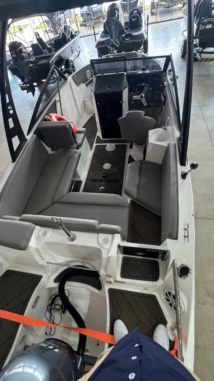Ventura 205 Pouquíssimas horas de uso  - Foto 4