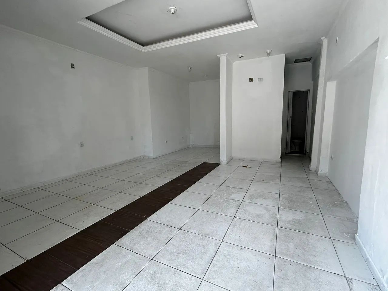Loja entre o largo do bicao e shopping carioca  Vila Da Penha - Foto 4