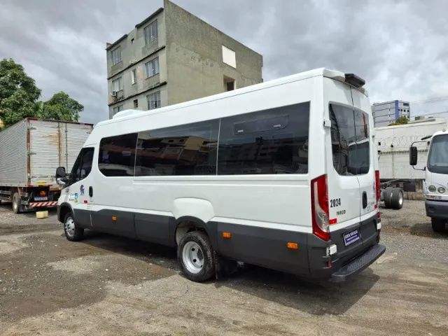 Iveco Daily 50-180 MiniBuss Turismo 2025 - Foto 6