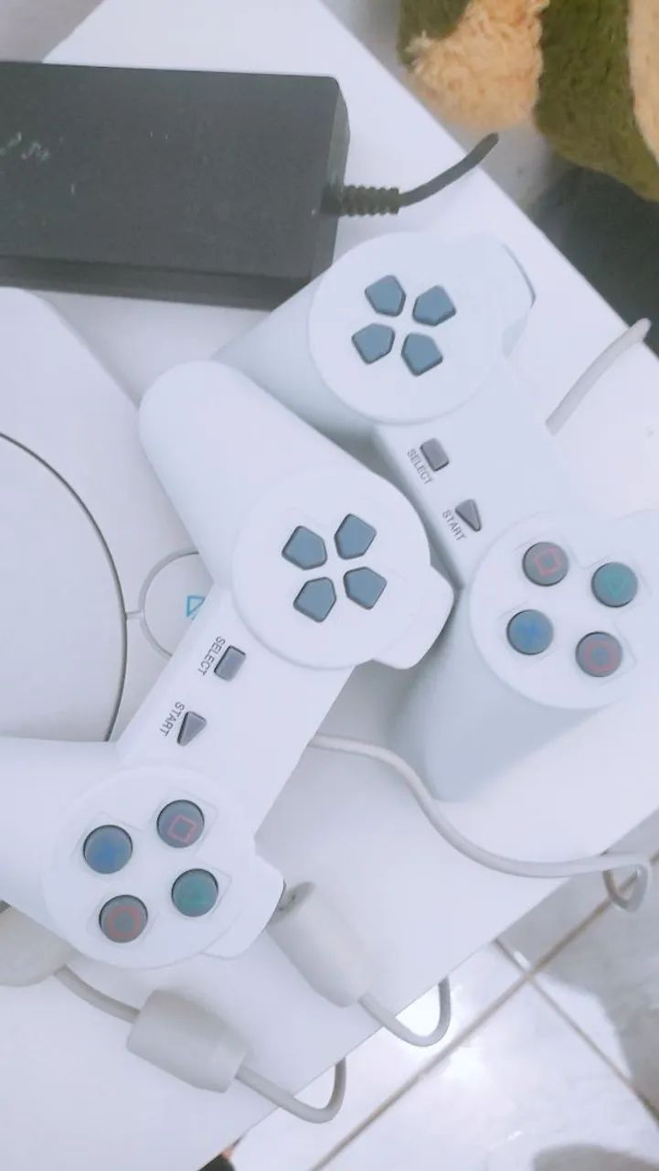 Vendo Playstation 1 slim (psone)64313242034049121