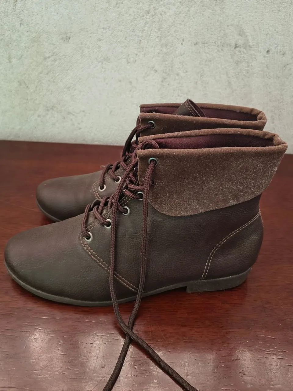 Bota Cano Baixo Marrom Tamanho 40  - Foto 2
