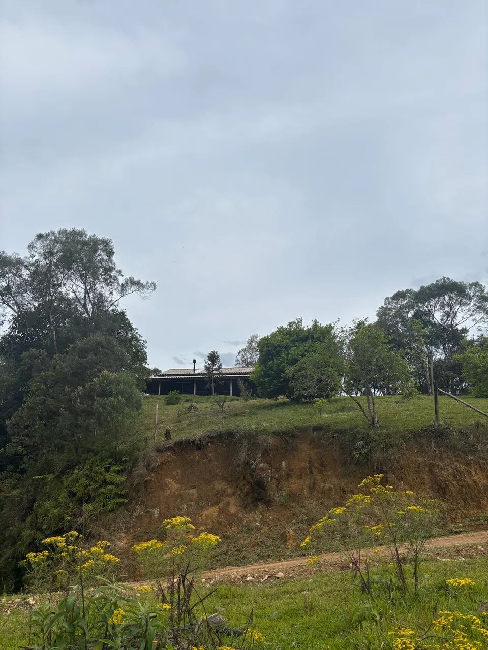 Linda chácara mobiliada  em Anitapolis  - Foto 2