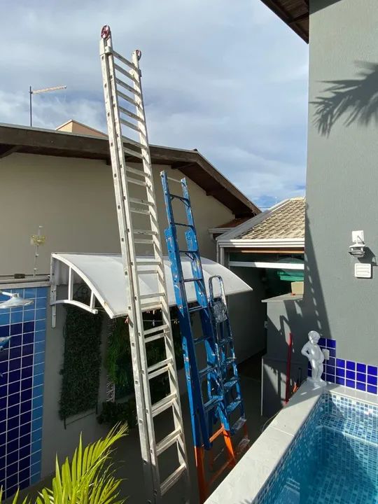 Conjunto 3 escadas em alumínio - Usadas - Foto 4