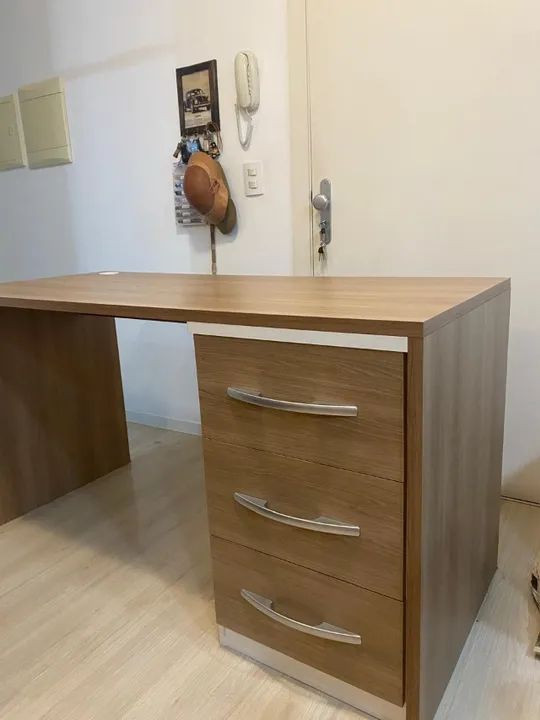 Escrivaninha Resistente - Foto 3