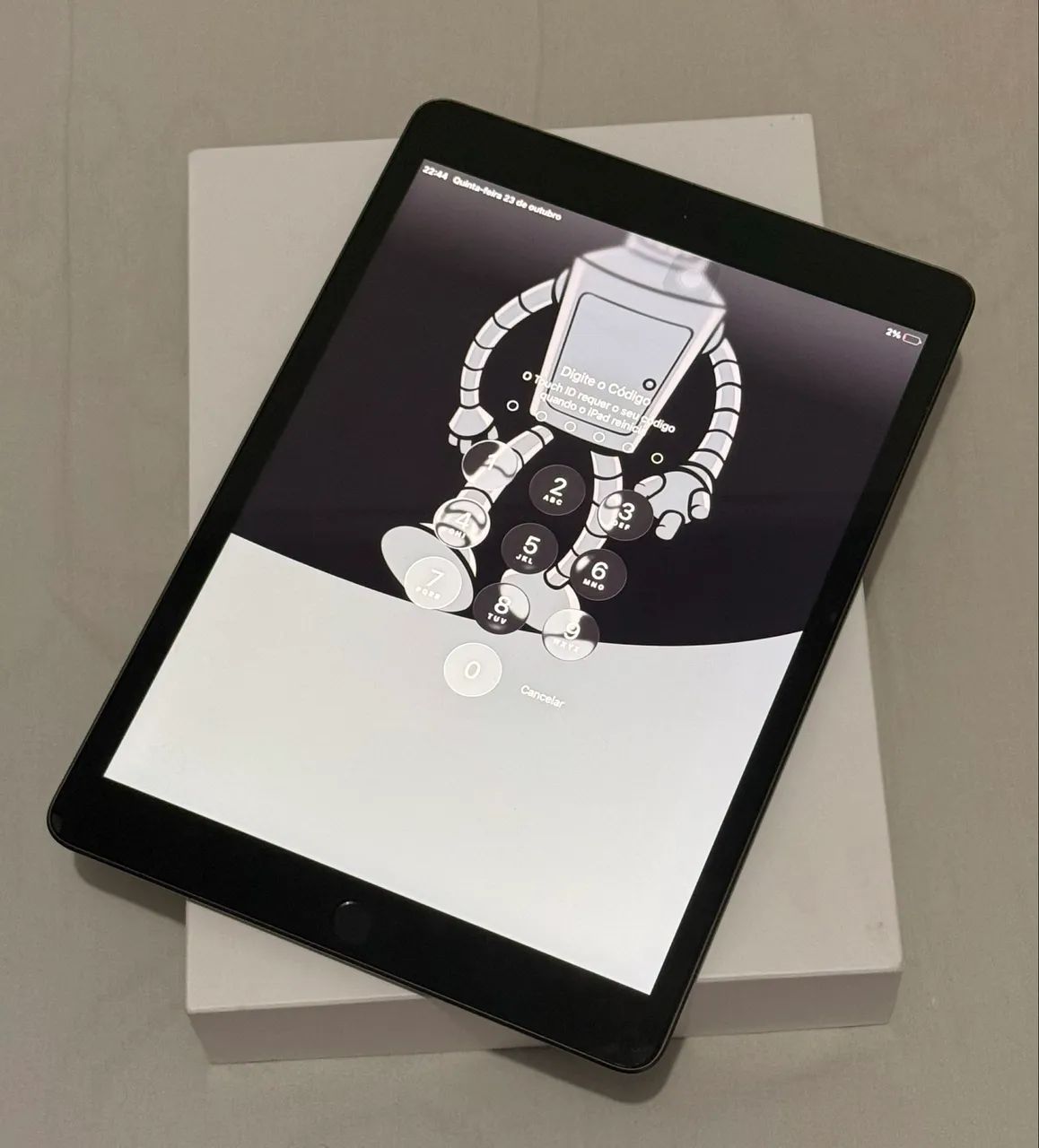 iPad 964169981175809123