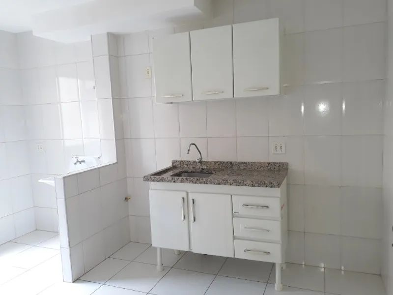 Apartamentos - ED. VILLAGE CLEOPATH - Foto 4