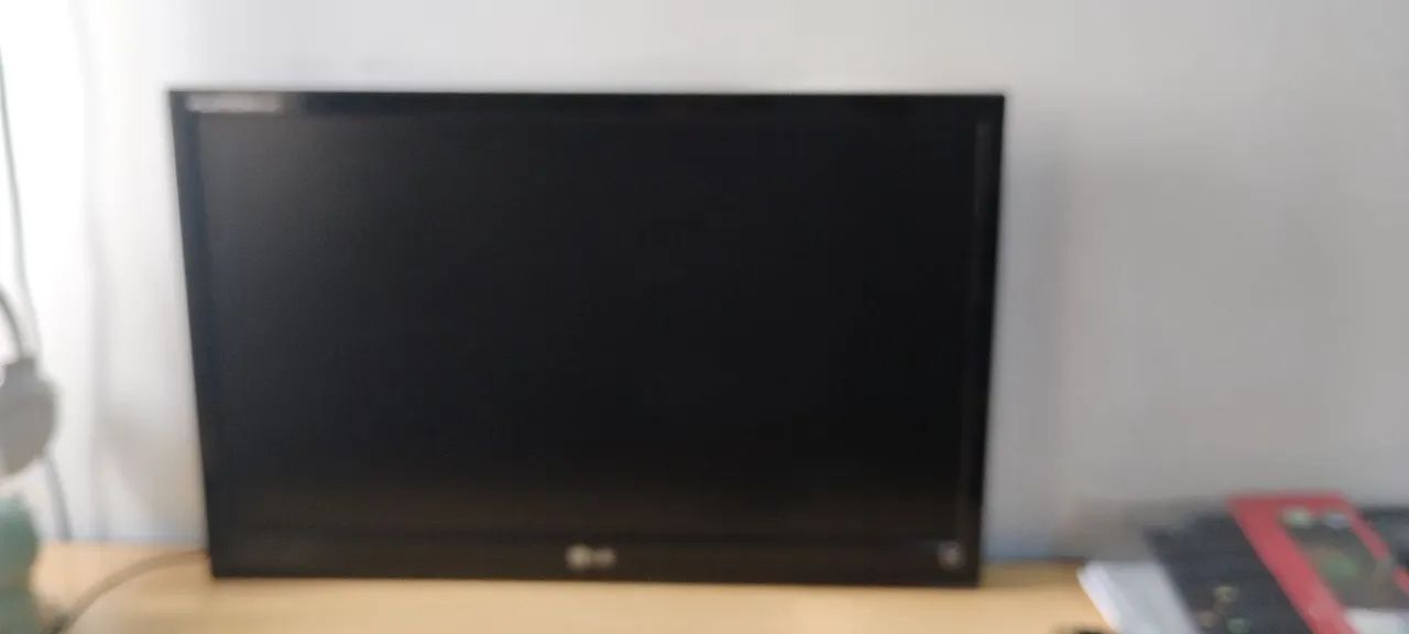 Monitor LG Flaton E2241 - Preto - Foto 5