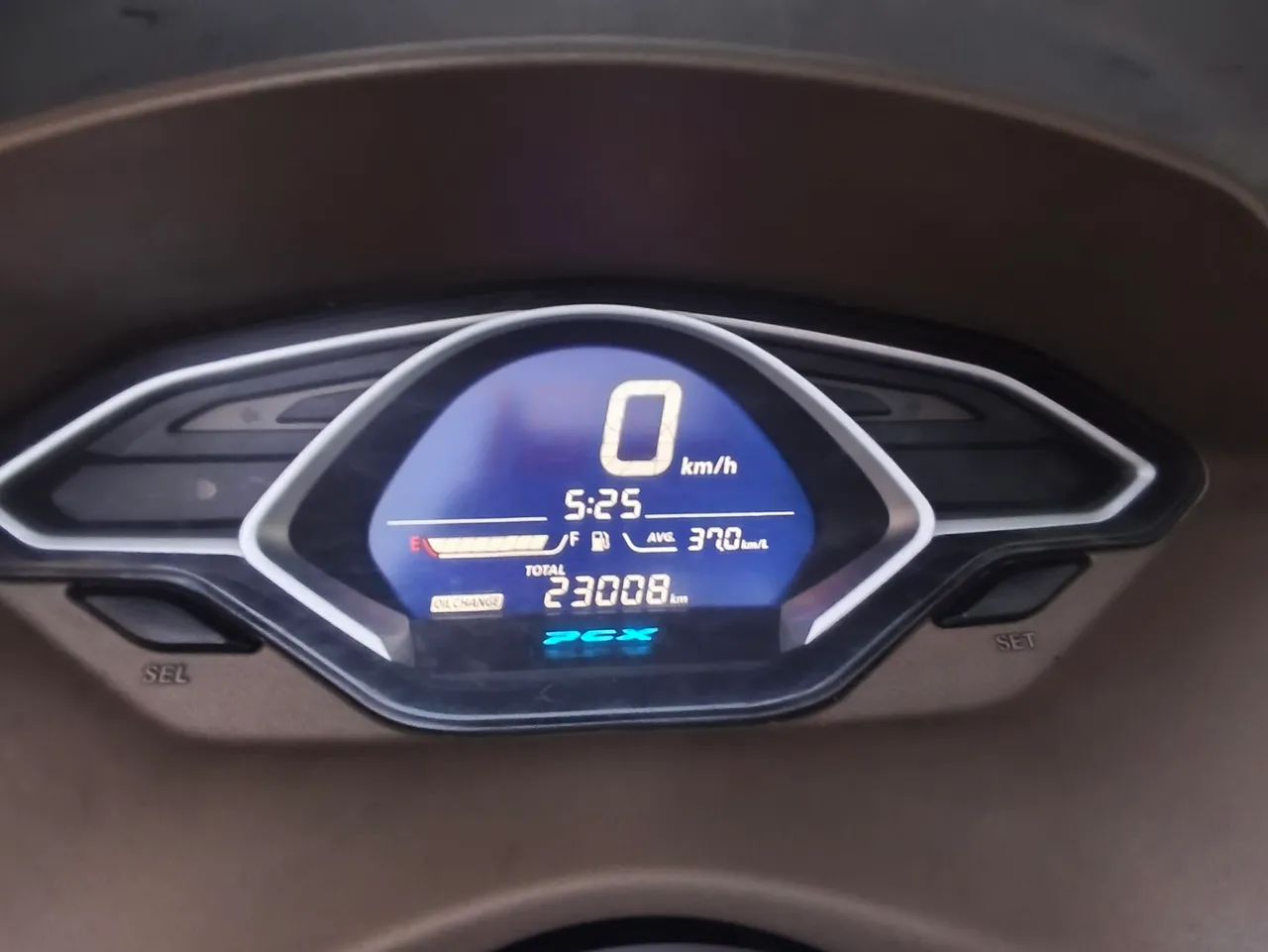 PCX DLX 2019 - Foto 5