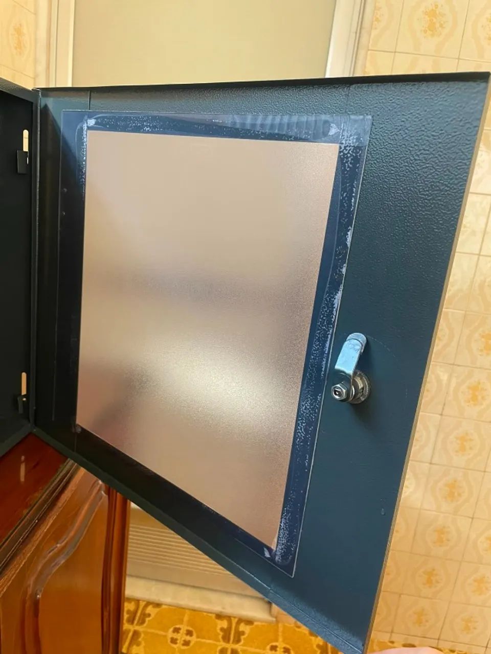 Rack Metálico de Parede para CFTV / DVR com Chave - Foto 5