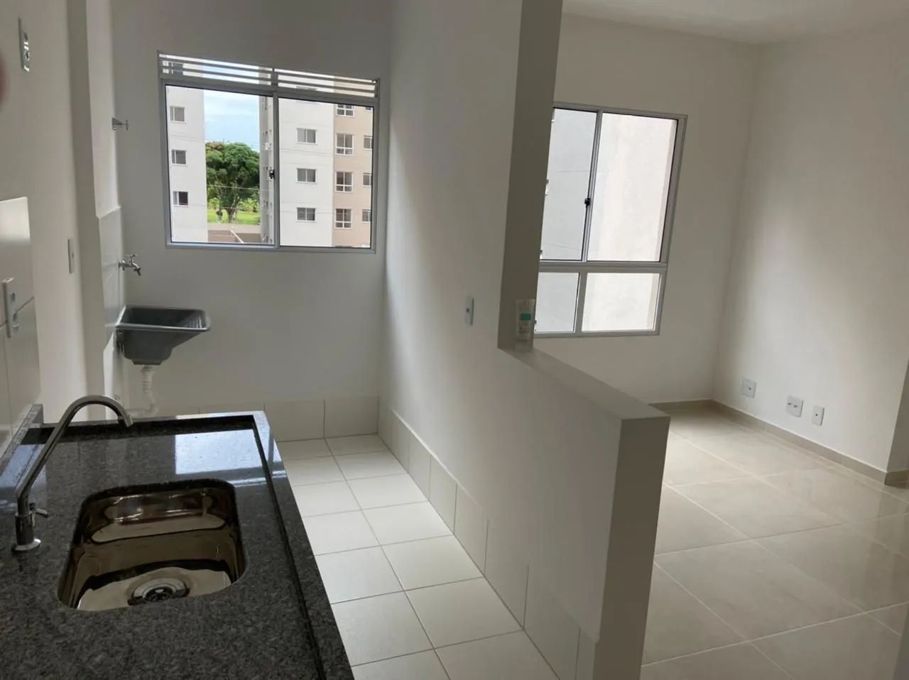 Alugo apartamento 