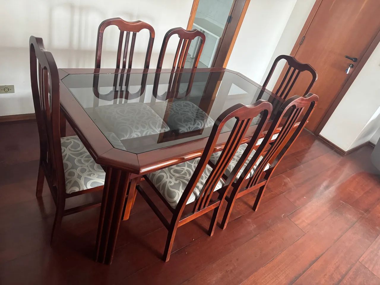 Mesa de madeira maciça  - Foto 2