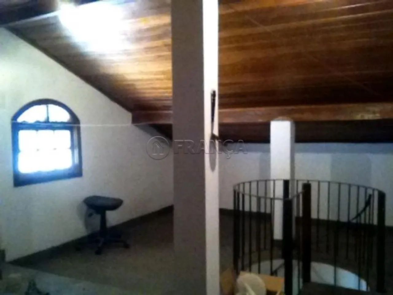 ? Sobrado de Esquina com 3 Quartos (Suíte com Sacada) e Sótão Versátil - Foto 5