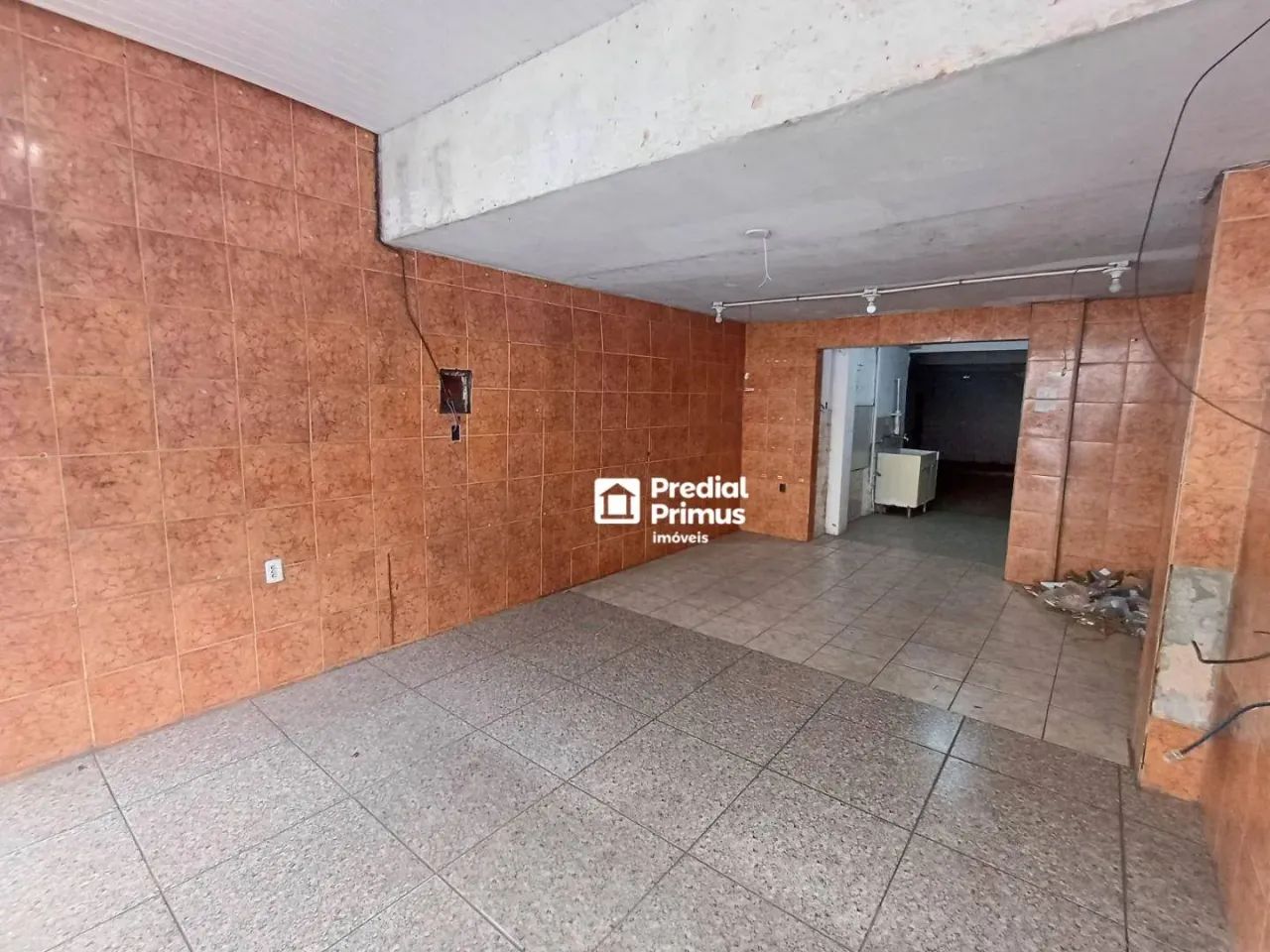 Loja com banheiro para alugar, 40 m² - Centro - Nova Friburgo/RJ