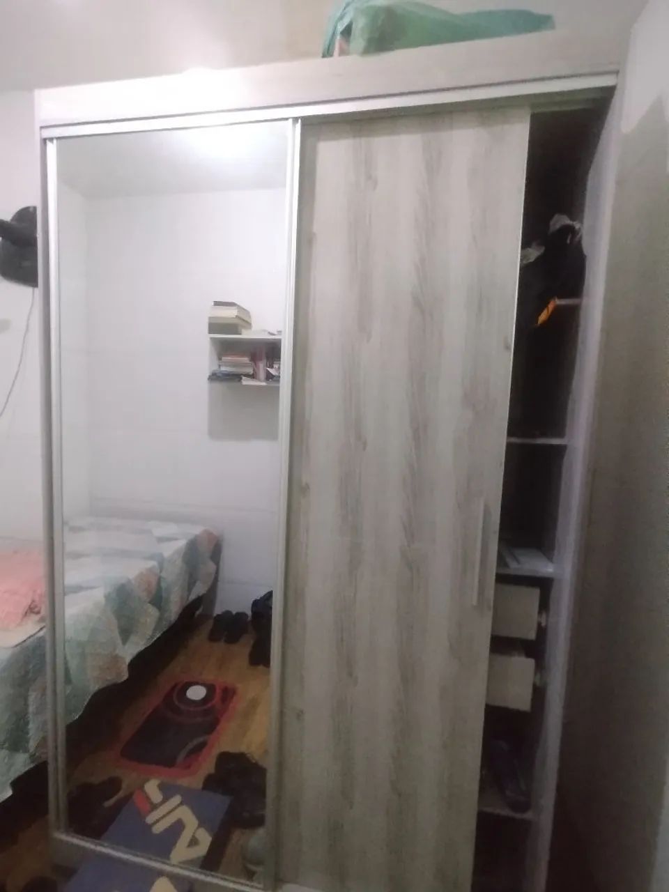 Guarda roupas 