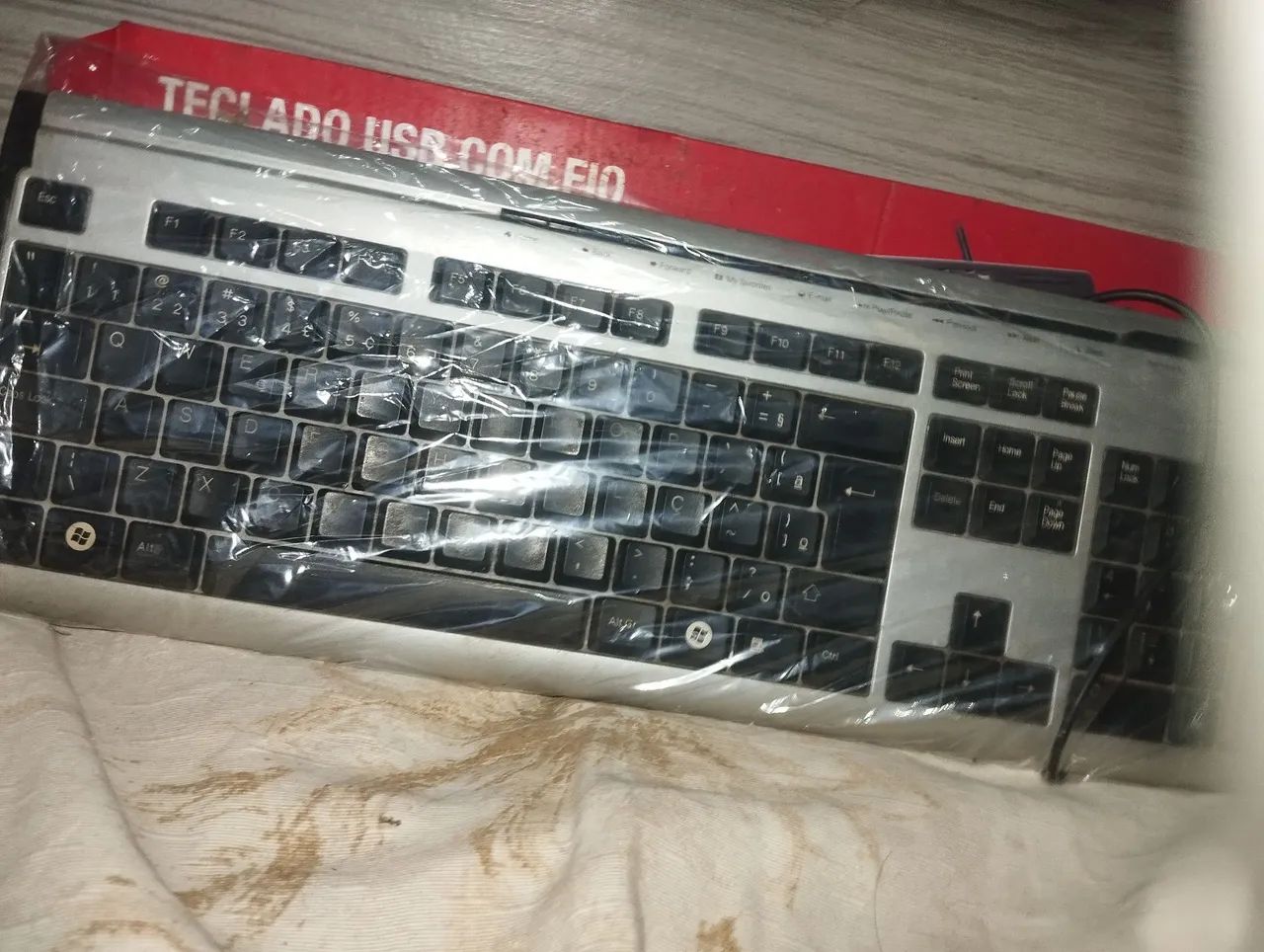 TECLADO DE COMPUTADOR 