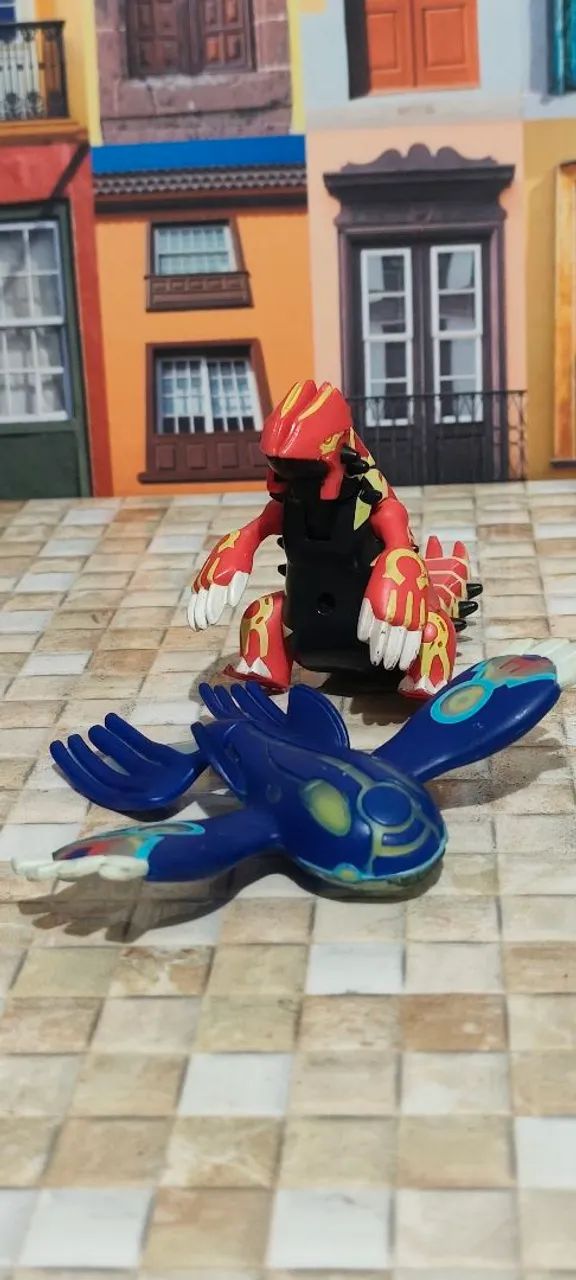 Dupla Lendária Pokémon - Groudon e Kyogre - Foto 2