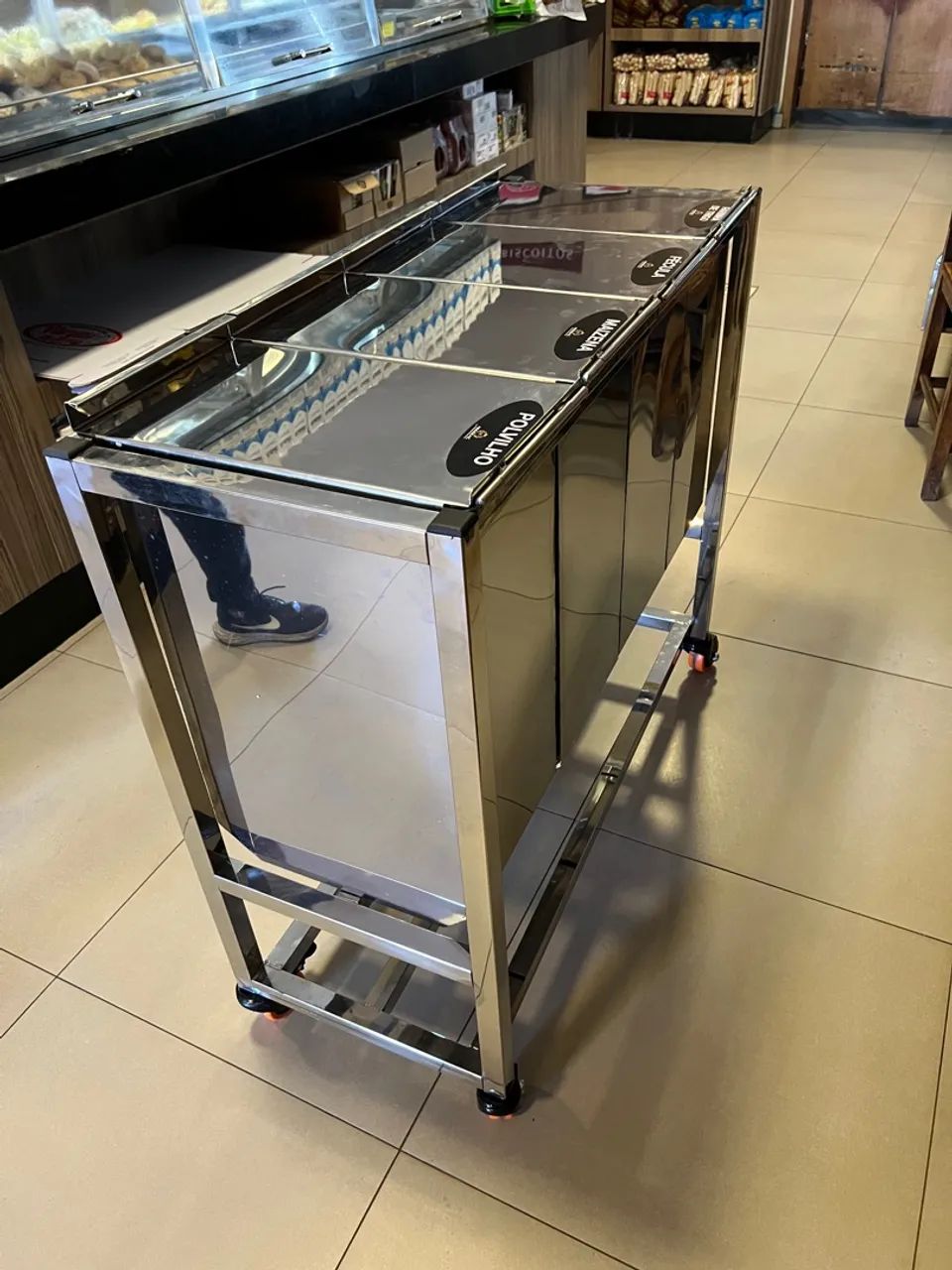 Mesas em inox carinho em aço inox 304  - Foto 5