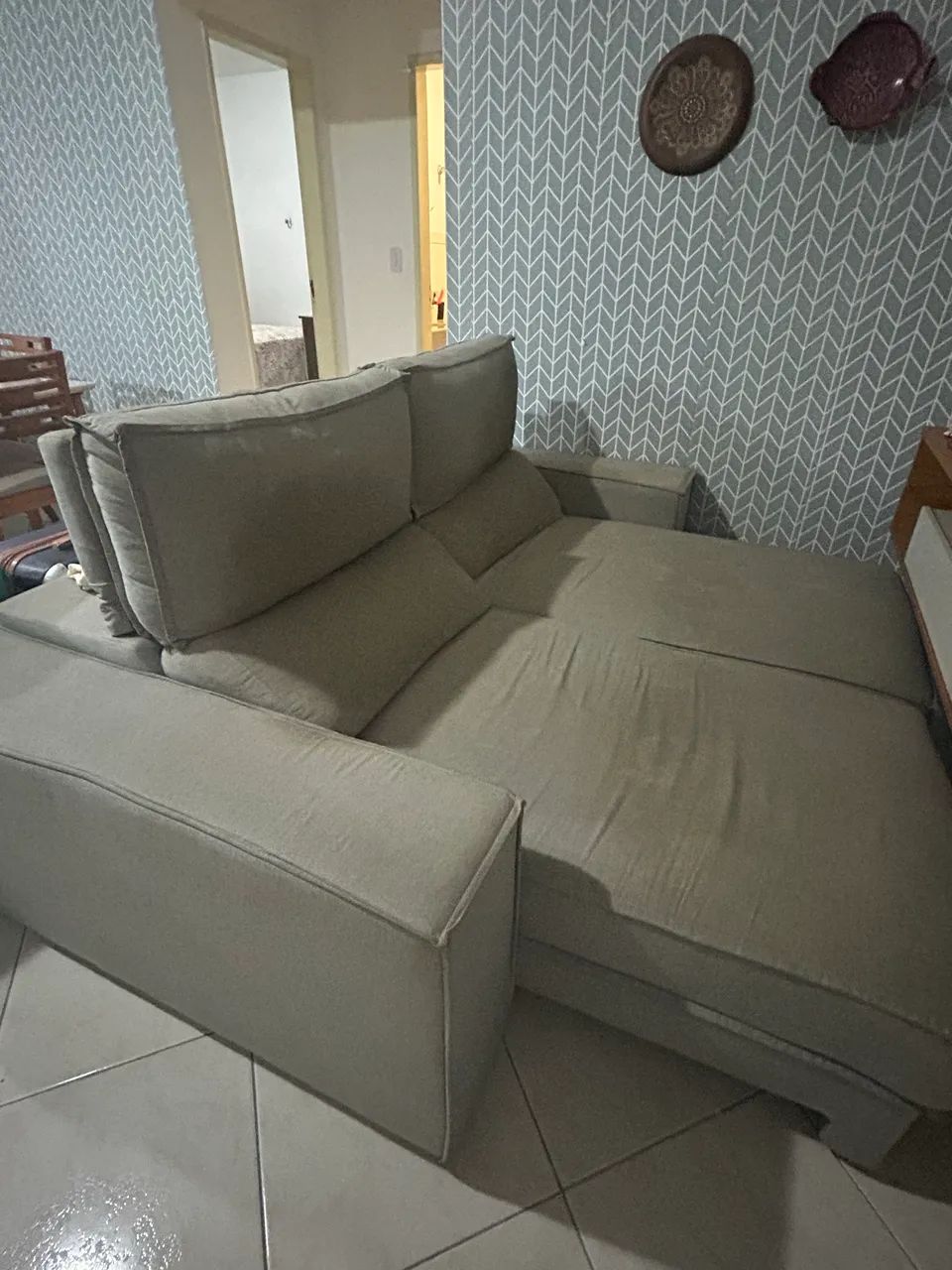 Sofá cama gigante e em bom estado