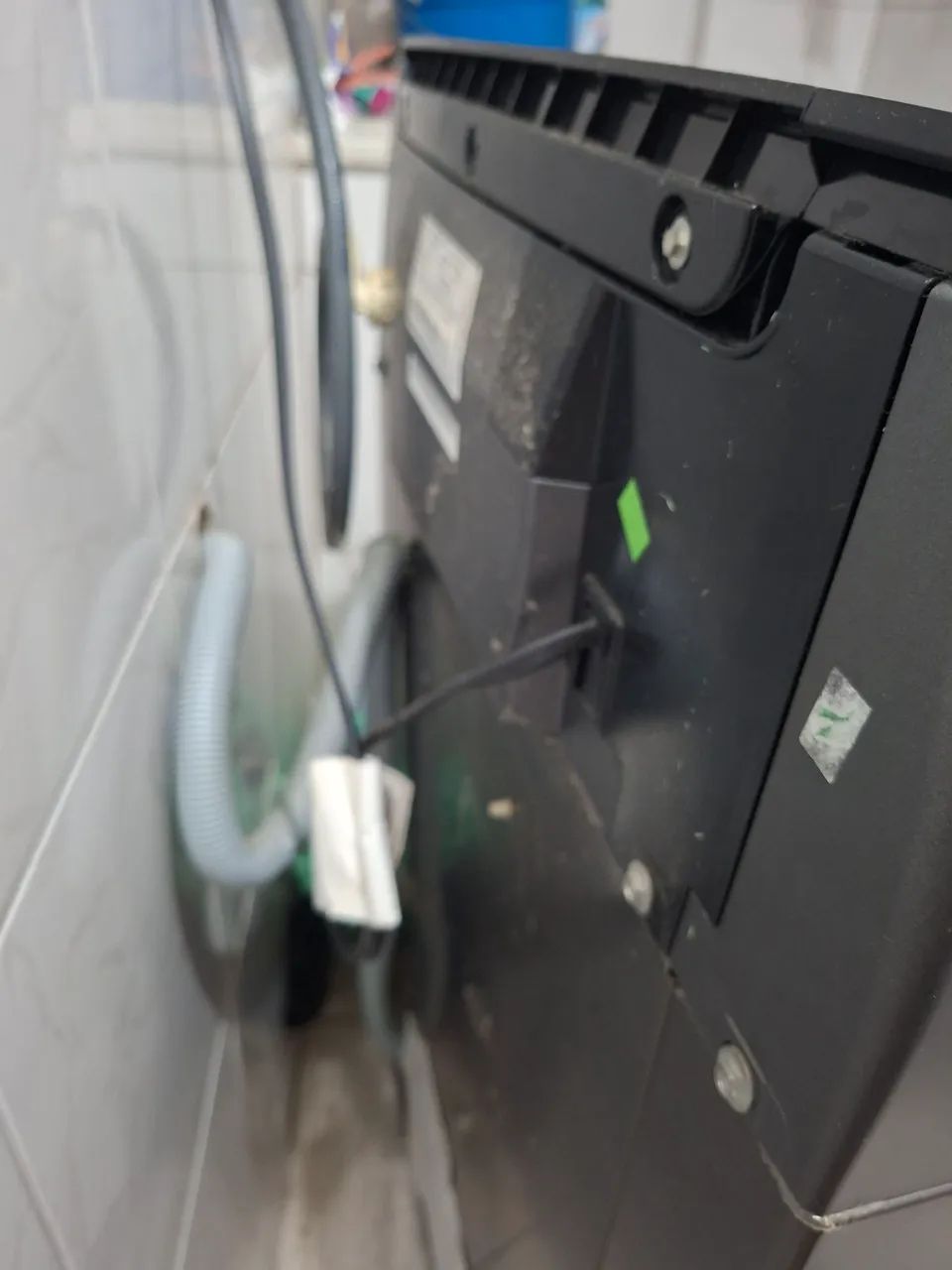 Lavadora Brastemp 12kg advance BWK12A9ANA20 - funciona - mas vaza por baixo  - Foto 6