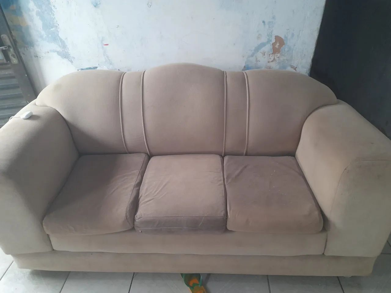 Sofá conservado 