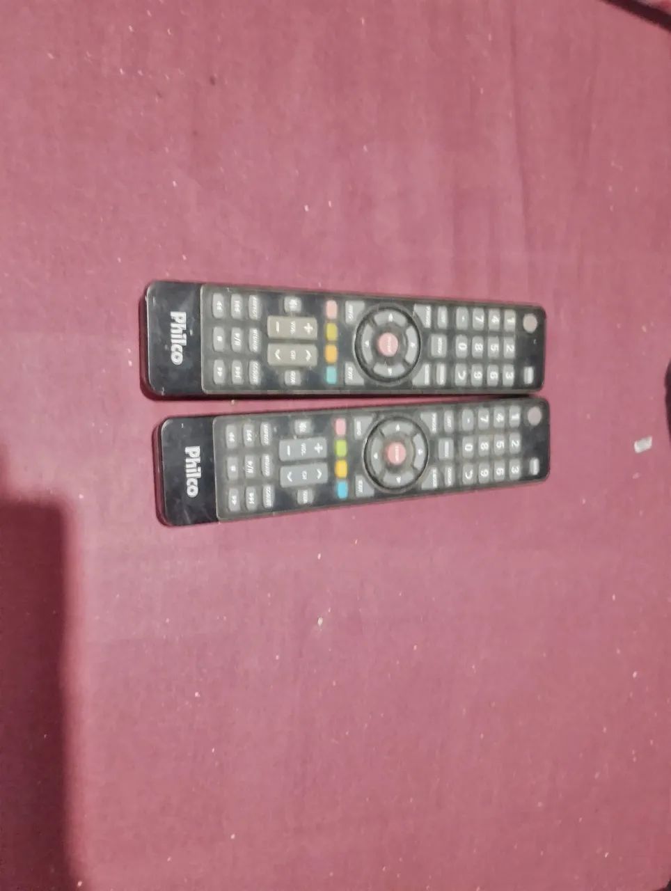 2 Tvs Philco 32 polegadas controle remoto com defeito  - Foto 5