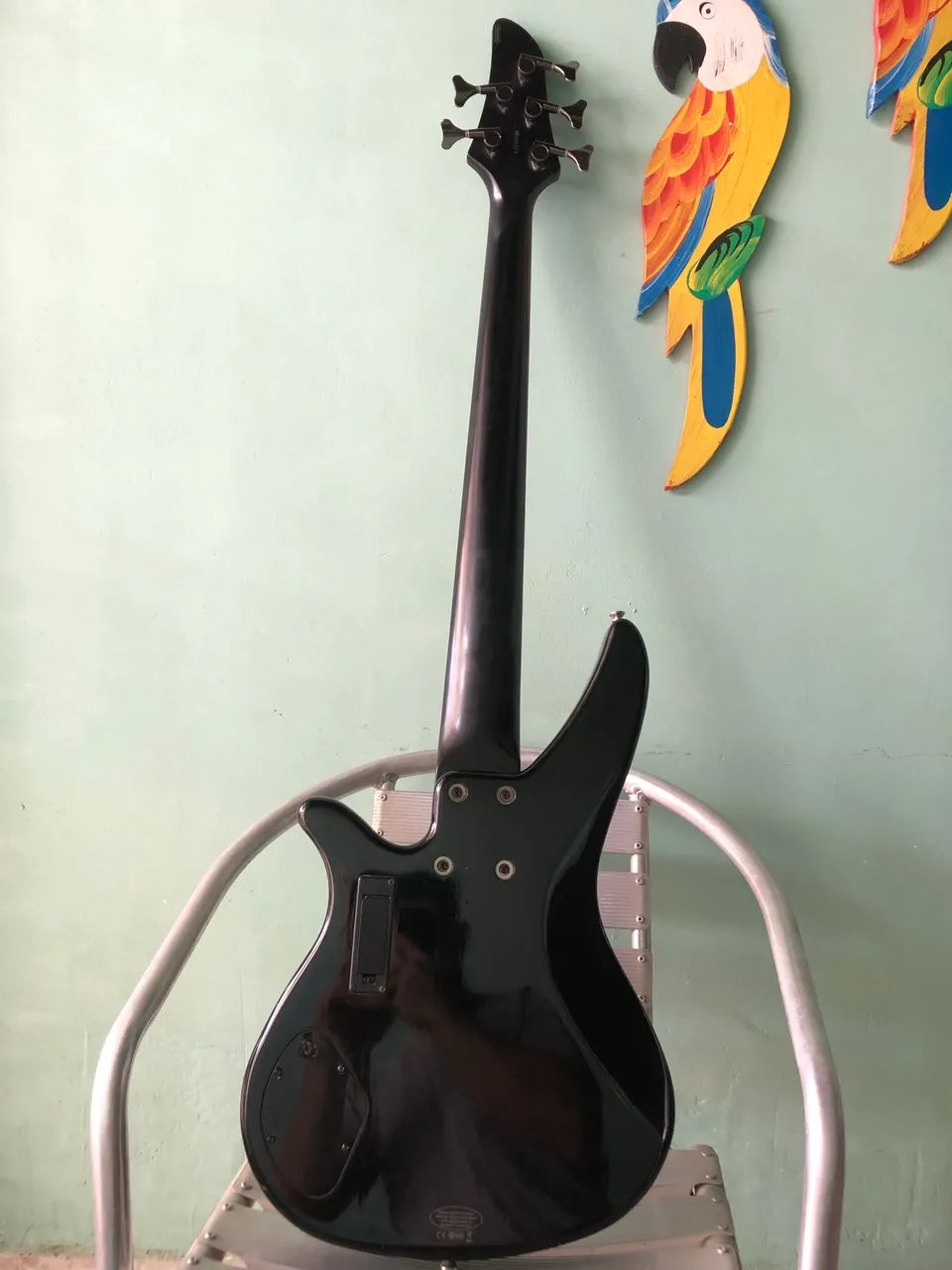 Baixo Yamaha, pedal e acessórios  - Foto 4