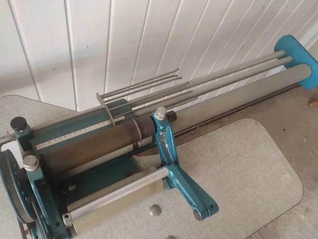 Máquina de cortar viés com mesa - Foto 2