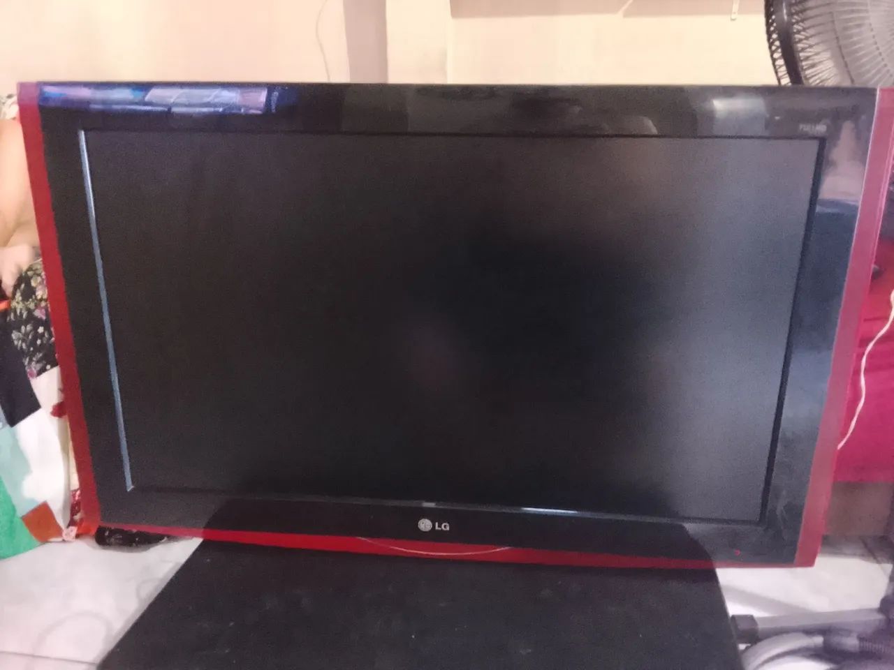 TV LG FullHD (retirada de peças)