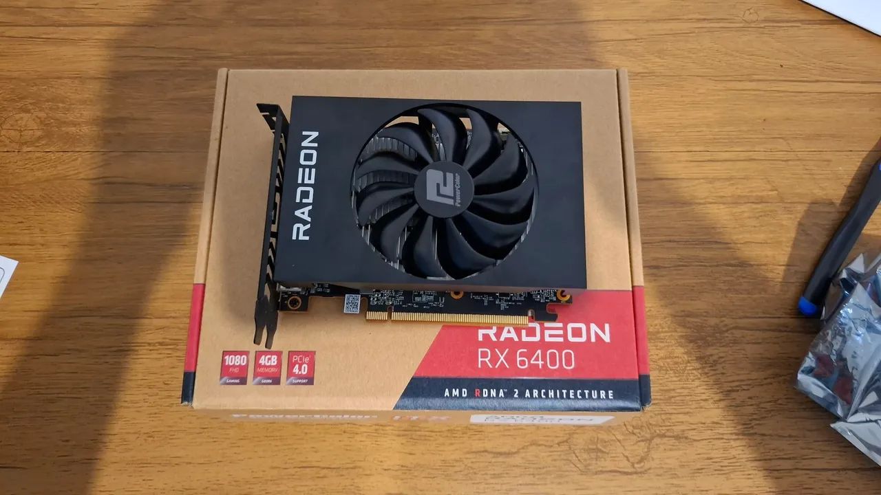 Placa de vídeo RX6400