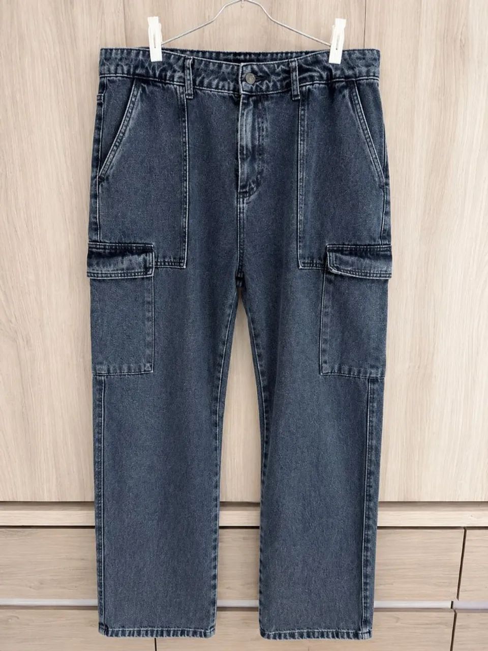 OPORTUNIDADE: Calça Jeans Cargo Estonada tam 46  - Unisex 