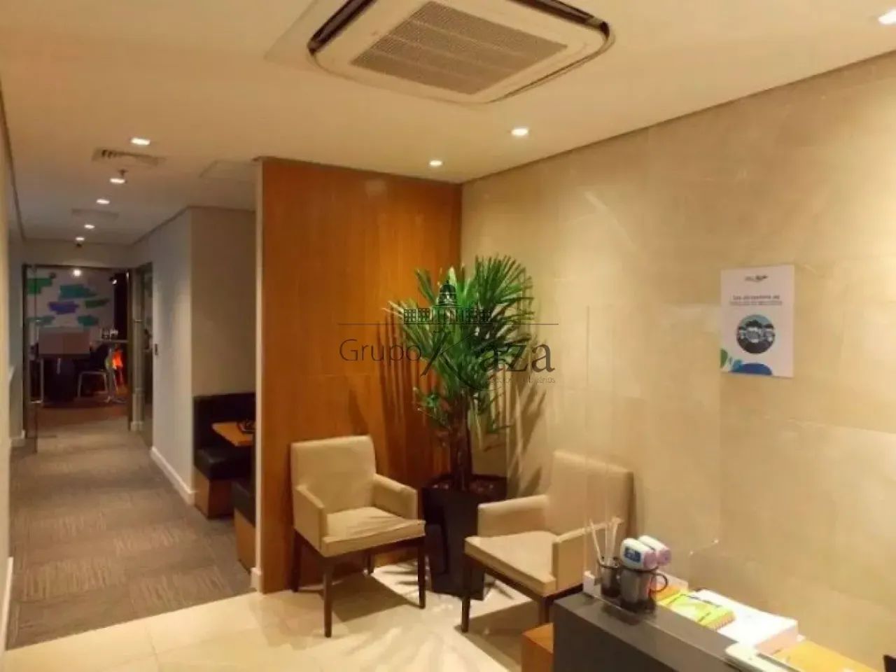 Conjunto Comercial Mobiliado - Vila Olímpia - 490m².