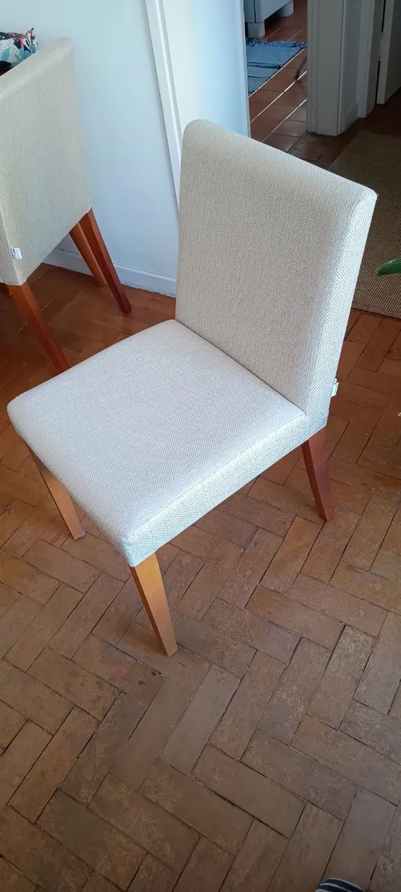Conjunto de jantar (mesa e 4 cadeiras) - Foto 4