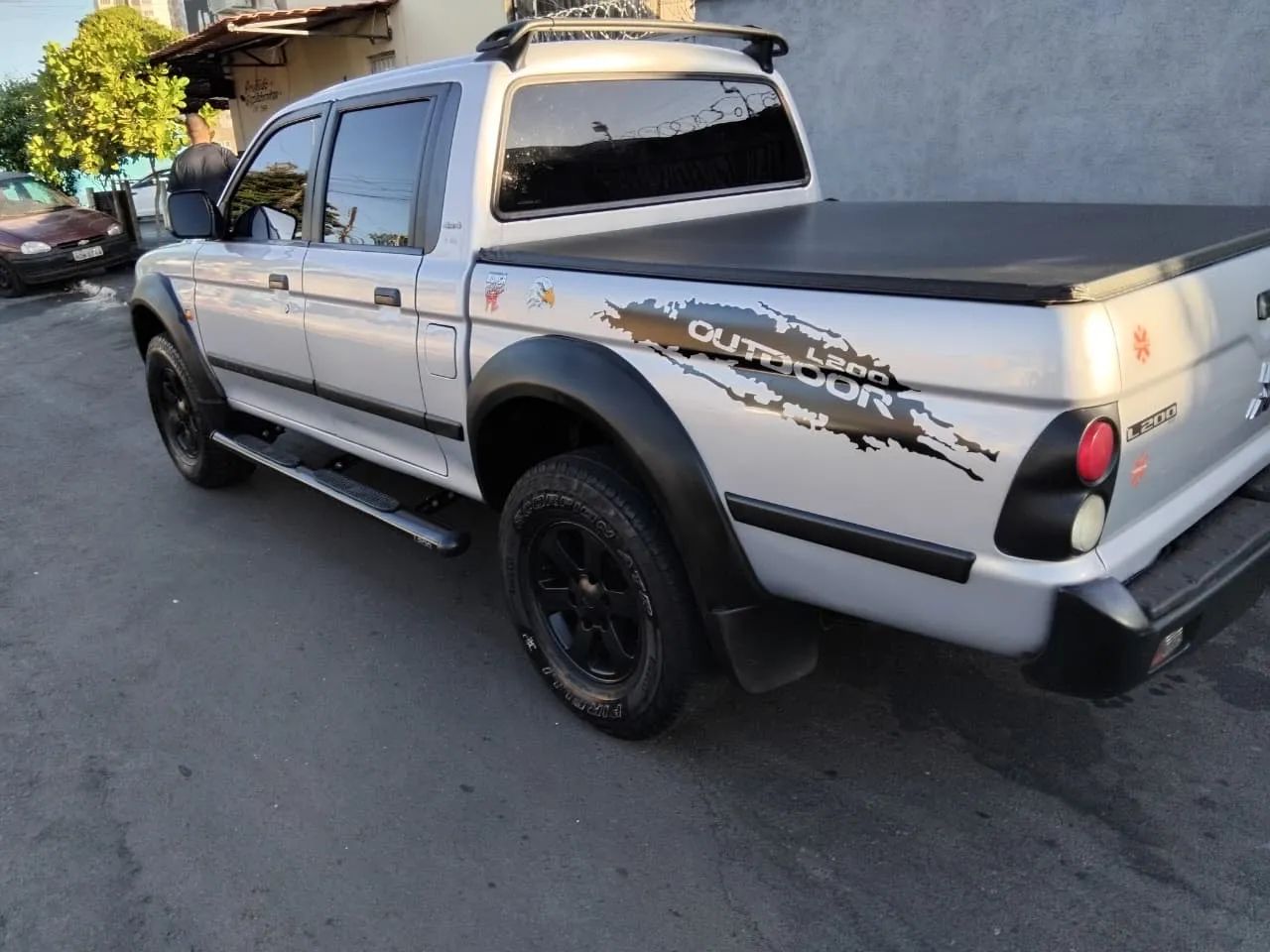 Mitsubishi L200 L200 OUTDOOR HPE 2.5 4x4 CD T.Dies. Mec. 2012