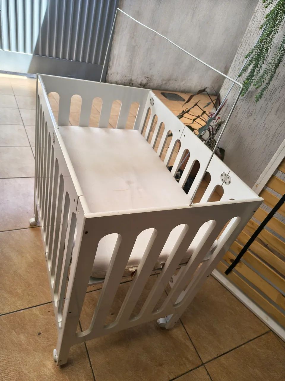 Mini berço com colchão 