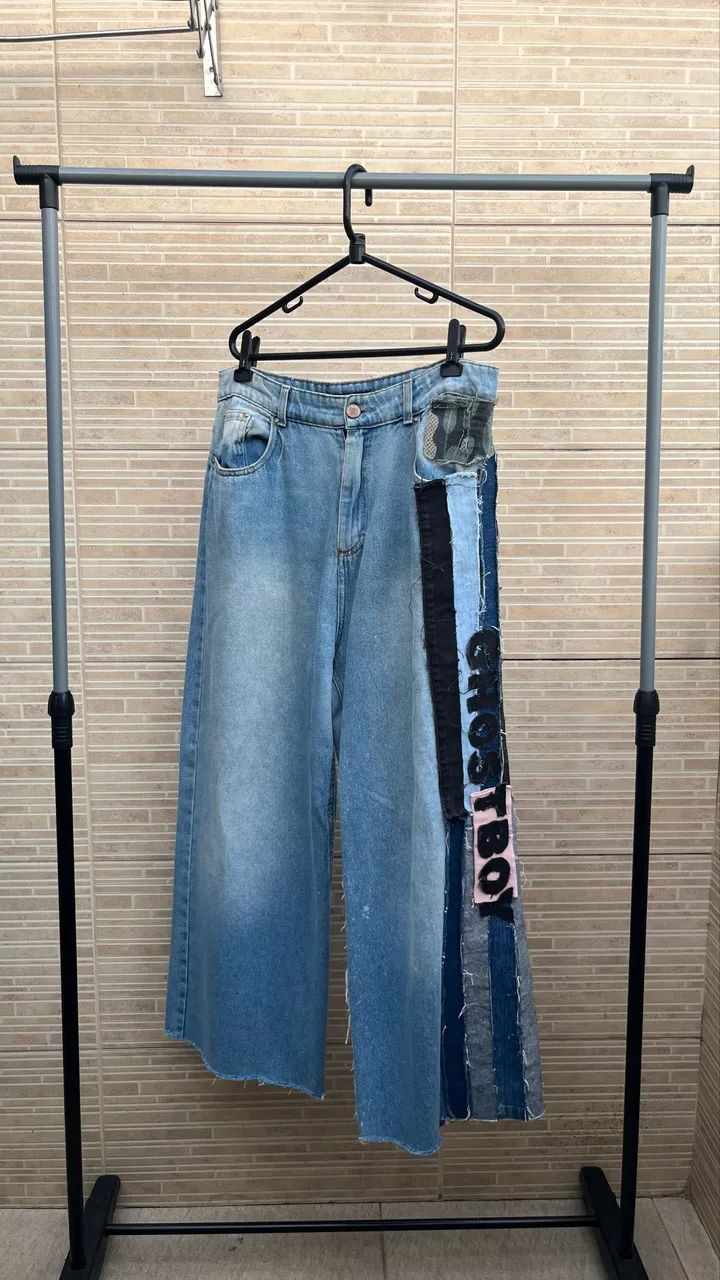 Calça jeans baggy customizada 