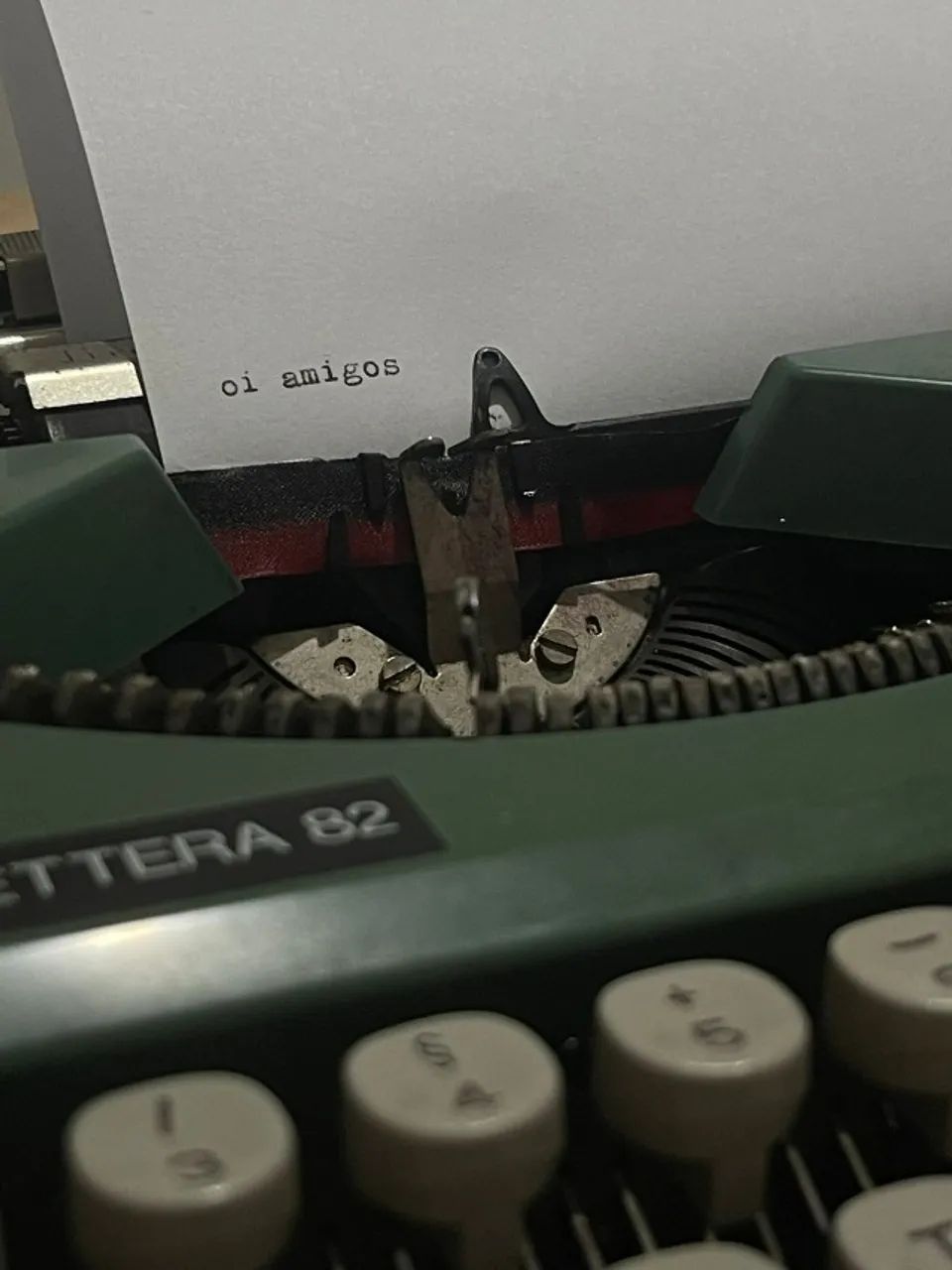 MAQUINA DE ESCREVER OLIVETTI - LETTERA 82 - Foto 2