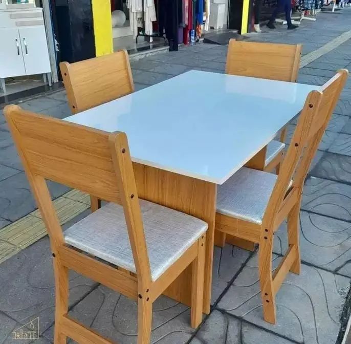 Mesa com 4 cadeiras Novas. Entrega rápida em 24h - Foto 3