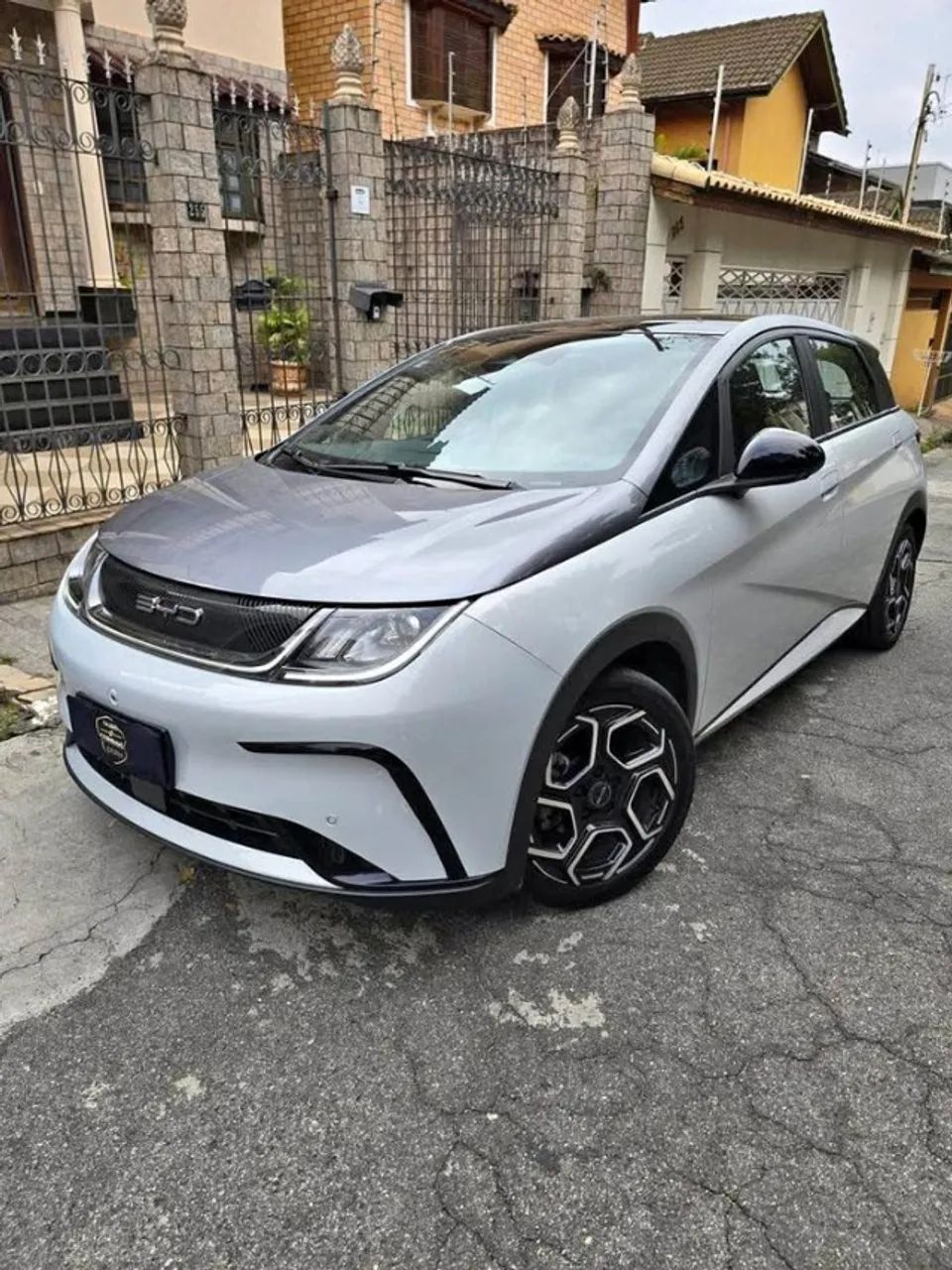 BYD Dolphin 2025