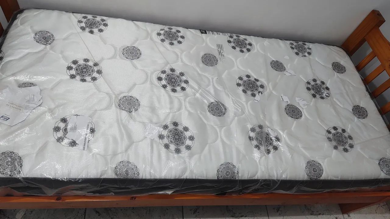 Colchão solteiro pouco uso - Foto 2