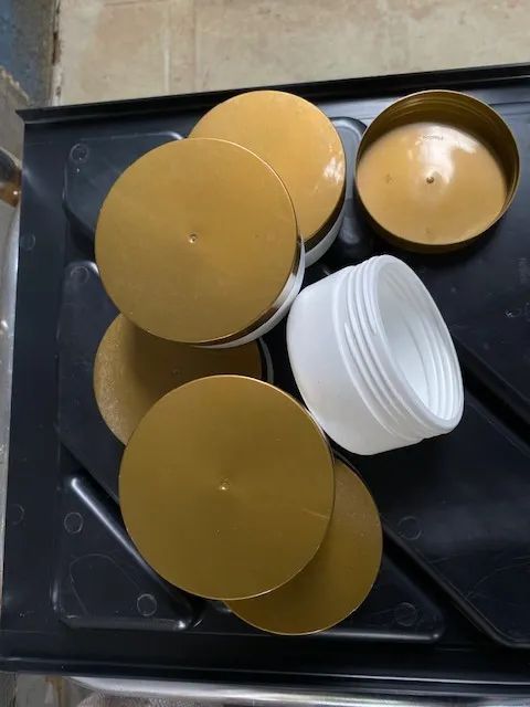 1.200 POTES DE COSMÉTICOS 150gr. - Foto 3