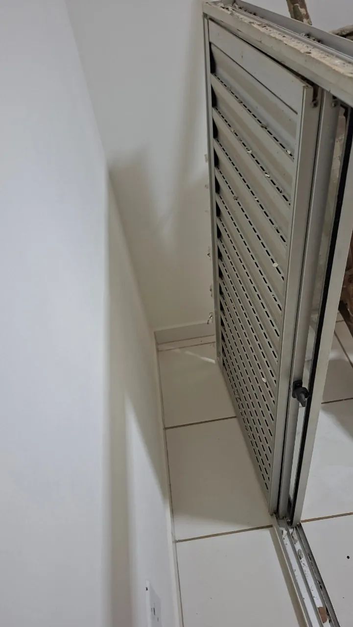 5 Janelas e 2 portas em alumínio  - Foto 2