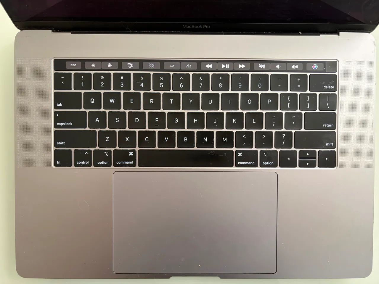 MacBook Pro 15 polegadas 2018 i7 6-Core | 16GB | SSD 512GB | Touch